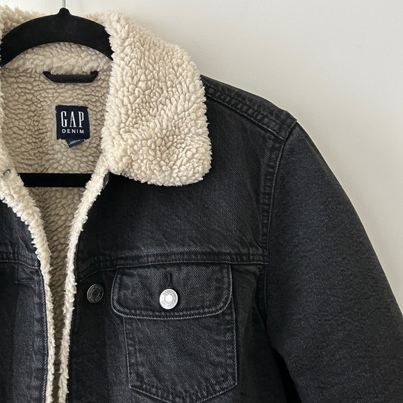 Gap Black Denim Sherpa Lined Trucker Chore Jacket - Picture 5 of 16